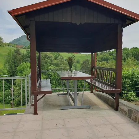 Apartma Farrmhouse With Goats And Garden Frankolovo